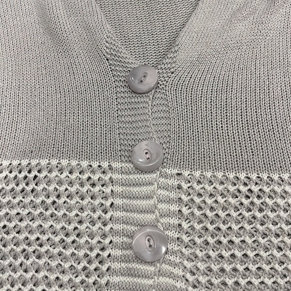 Cardigan - Picture 2 of 9